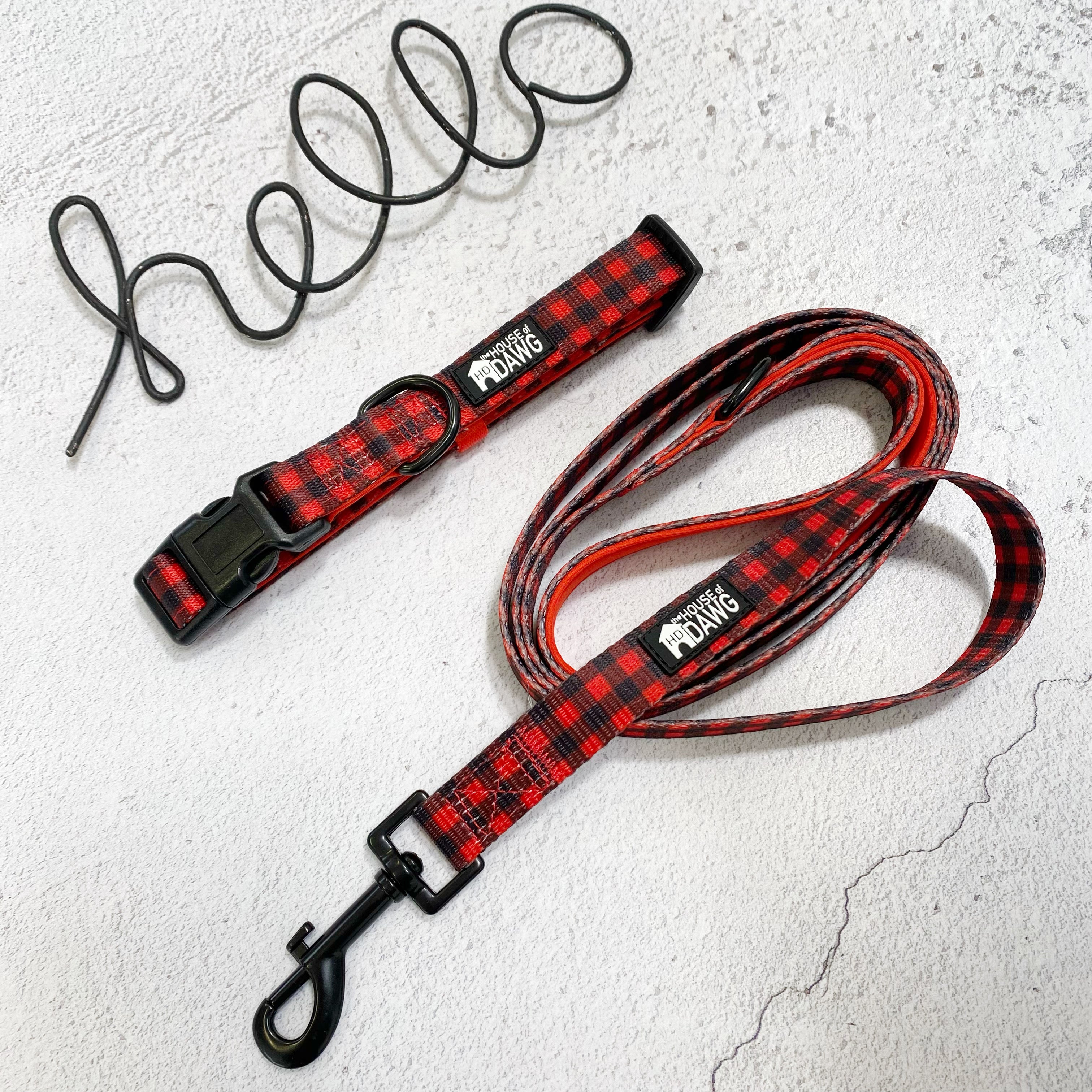 red plaid collar and lead set